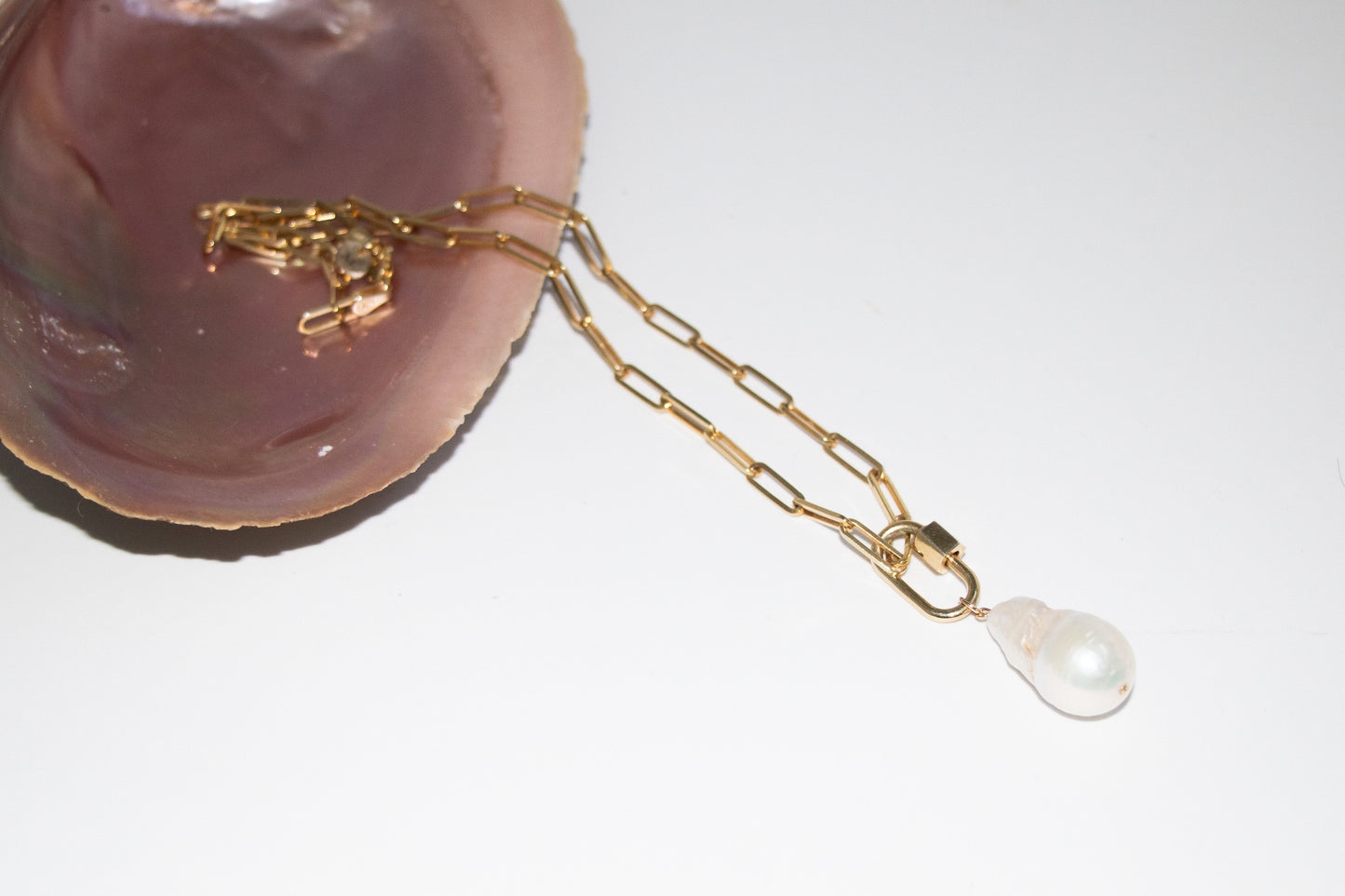 Gold filled carabiner baroque pearl necklace - white