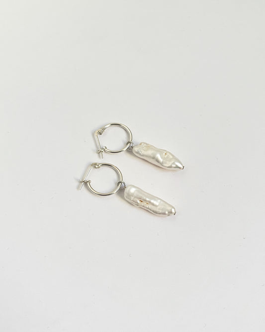 Biwa pearl stick tiny hoops