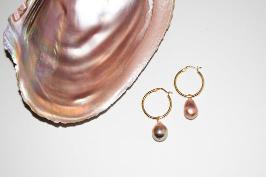 Mauve teardrop pearl hoops