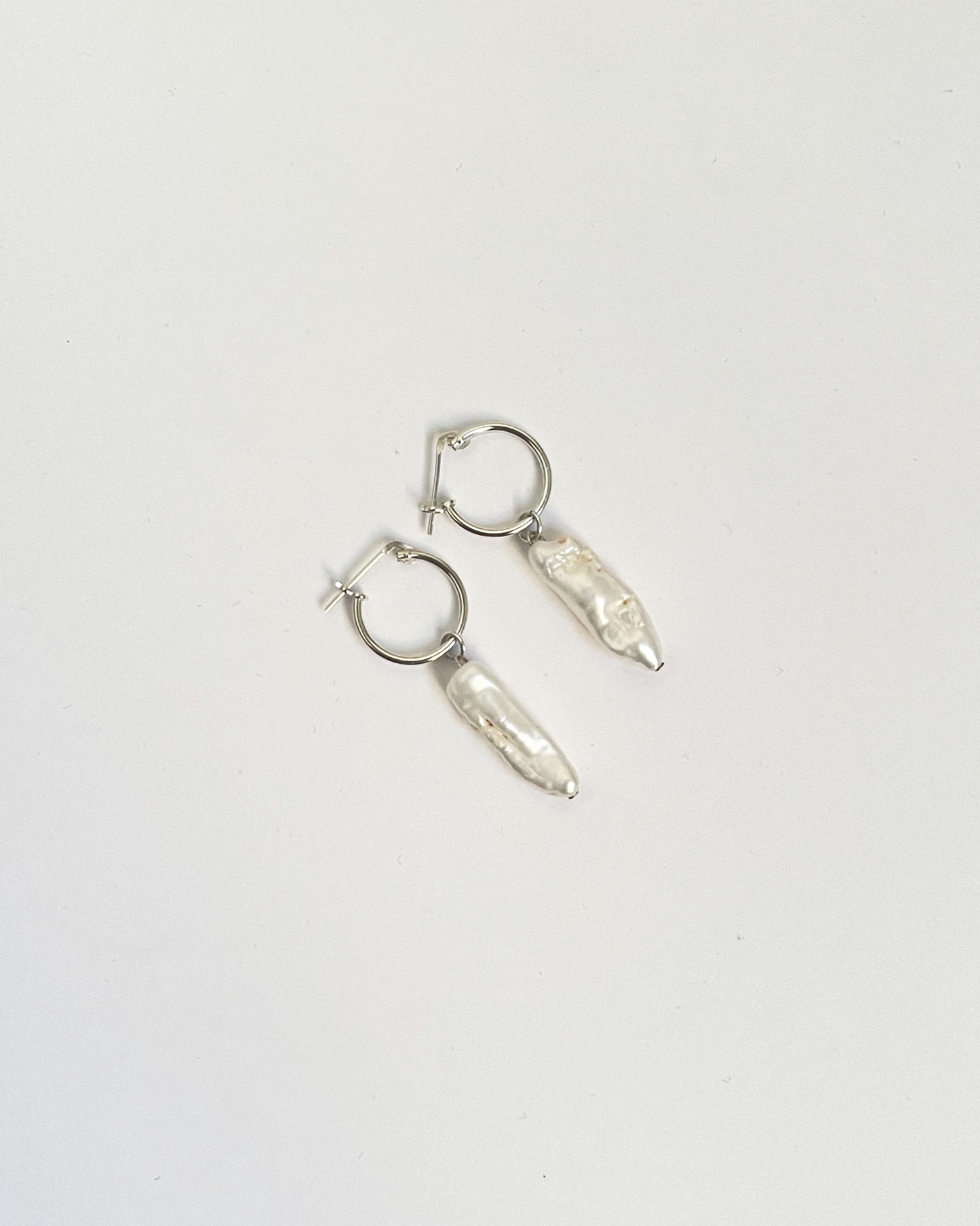 Biwa pearl stick tiny hoops